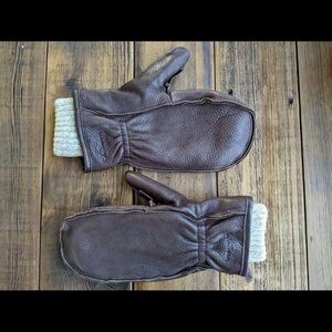 LL Bean Leather and Wool Buckskin Chopper Mitts